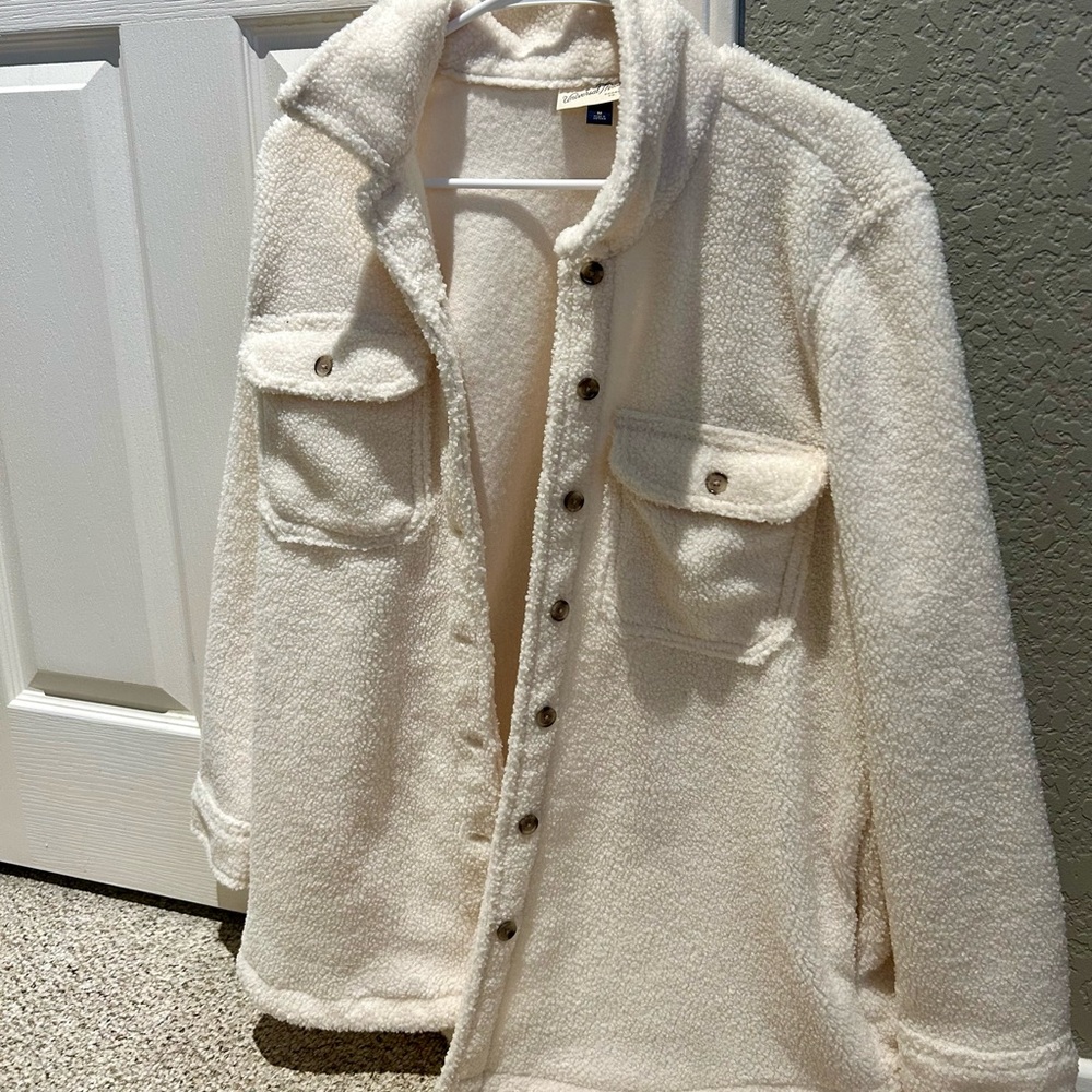 Universal Thread Cream Sherpa Jacket